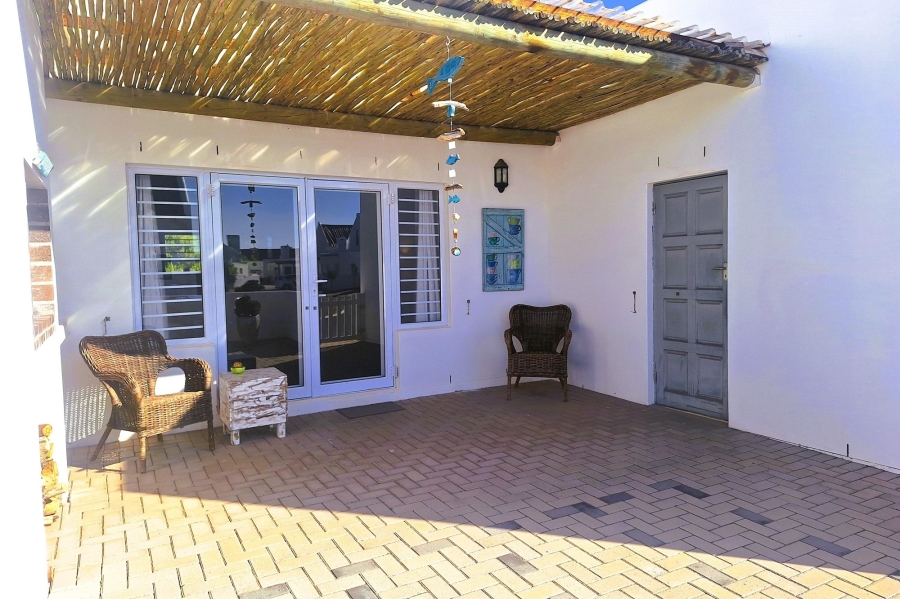 2 Bedroom Property for Sale in Britannia Bay Western Cape